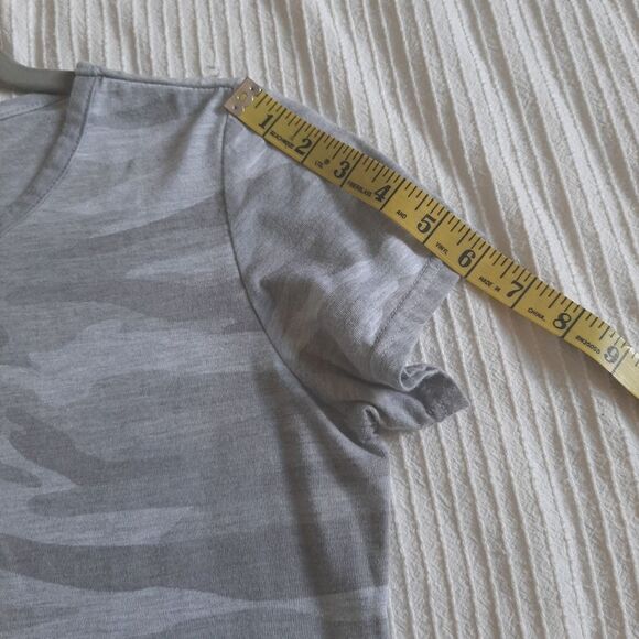 Reflex Camouflage Crew Neck Gray Casual Medium Cotton Blend Tee - Picture 6 of 8